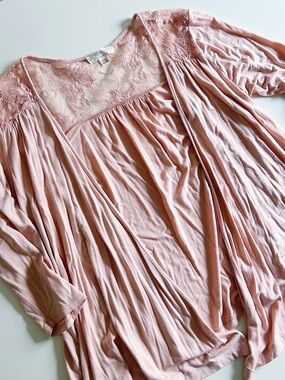 Forever 21 Pink Lace Cardigan - M